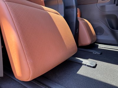 2025 Toyota VELLFIRE 缩略图 39