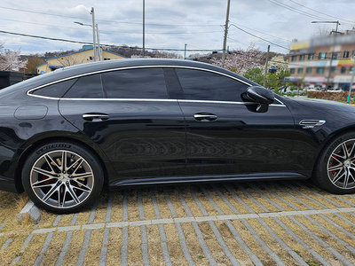 MERCEDES-BENZ GT AMG - 2