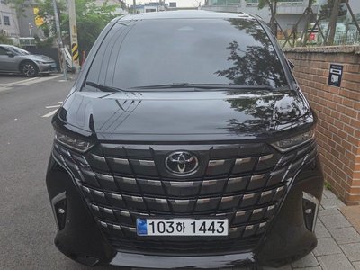 TOYOTA ALPHARD - 1