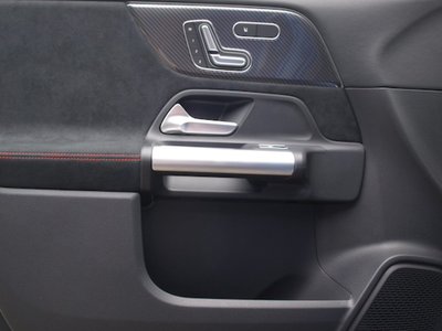 MERCEDES-BENZ GLA-CLASS - 7