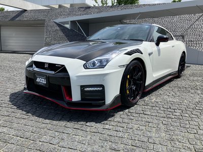 NISSAN GT-R