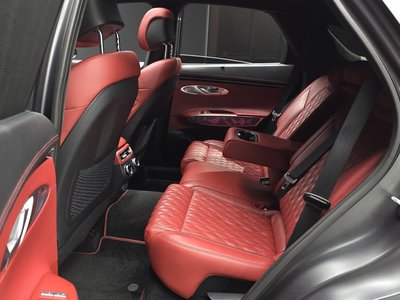 2022 Genesis GV70 — миниатюра 16