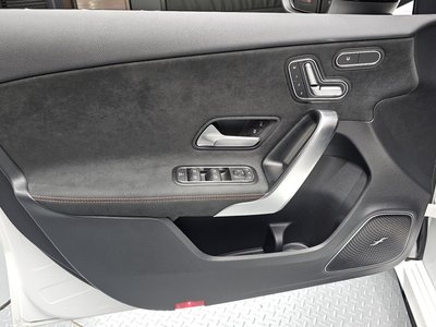 صورة مصغرة 14 لـ 2025 Mercedes-BENZ A-CLASS