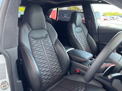 2024 AUDI RS Q8 thumbnail 11
