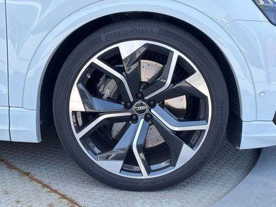 صورة 10 لـ 2024 AUDI RS Q8