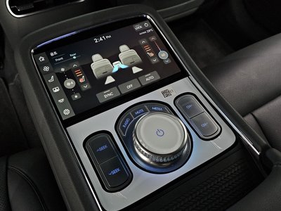 2022 Genesis G90 (RS4) — миниатюра 24