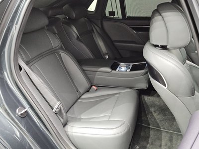 2022 Genesis G90 (RS4) — миниатюра 17