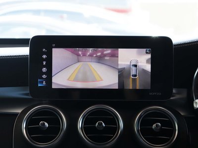 MERCEDES-BENZ GLC - 4