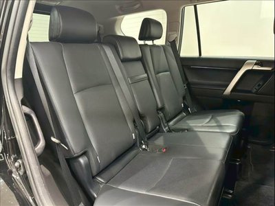 TOYOTA LAND CRUISER PRADO - 10