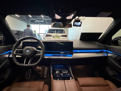 صورة 8 لـ 2024 BMW I5