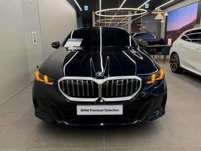 صورة 1 لـ 2024 BMW I5