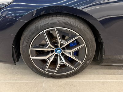صورة 6 لـ 2024 BMW I5
