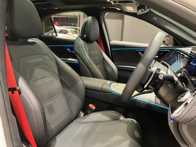 MERCEDES-BENZ E-CLASS AMG - 8