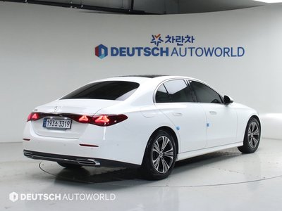 MERCEDES-BENZ E-CLASS - 5