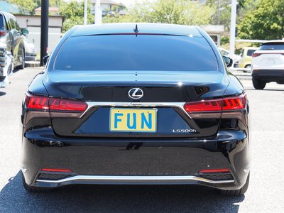 LEXUS LS - 7