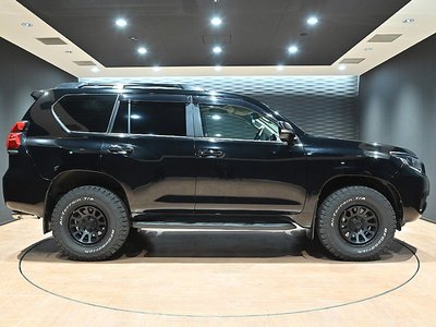 TOYOTA LAND CRUISER PRADO - 6