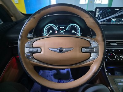 GENESIS GV80 - 6