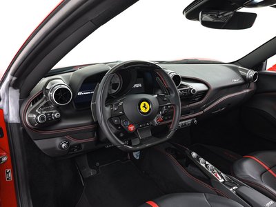FERRARI F8 - 4