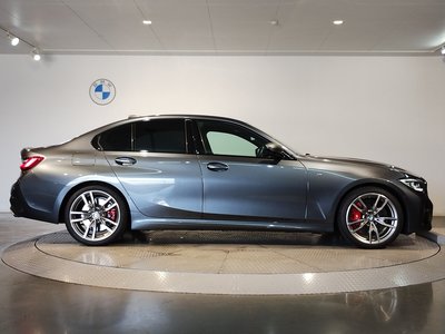 صورة 10 لـ 2021 BMW 3 SERIES