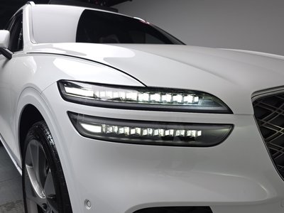 2024 Genesis GV70 photo 10