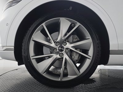 2024 Genesis GV70 photo 7