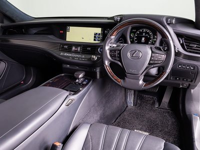 2017 Lexus LS 缩略图 40
