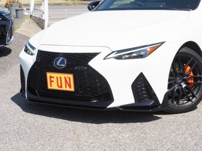 LEXUS IS - 10