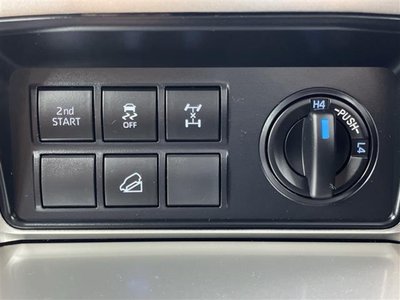 صورة مصغرة 27 لـ 2021 Toyota LAND CRUISER PRADO