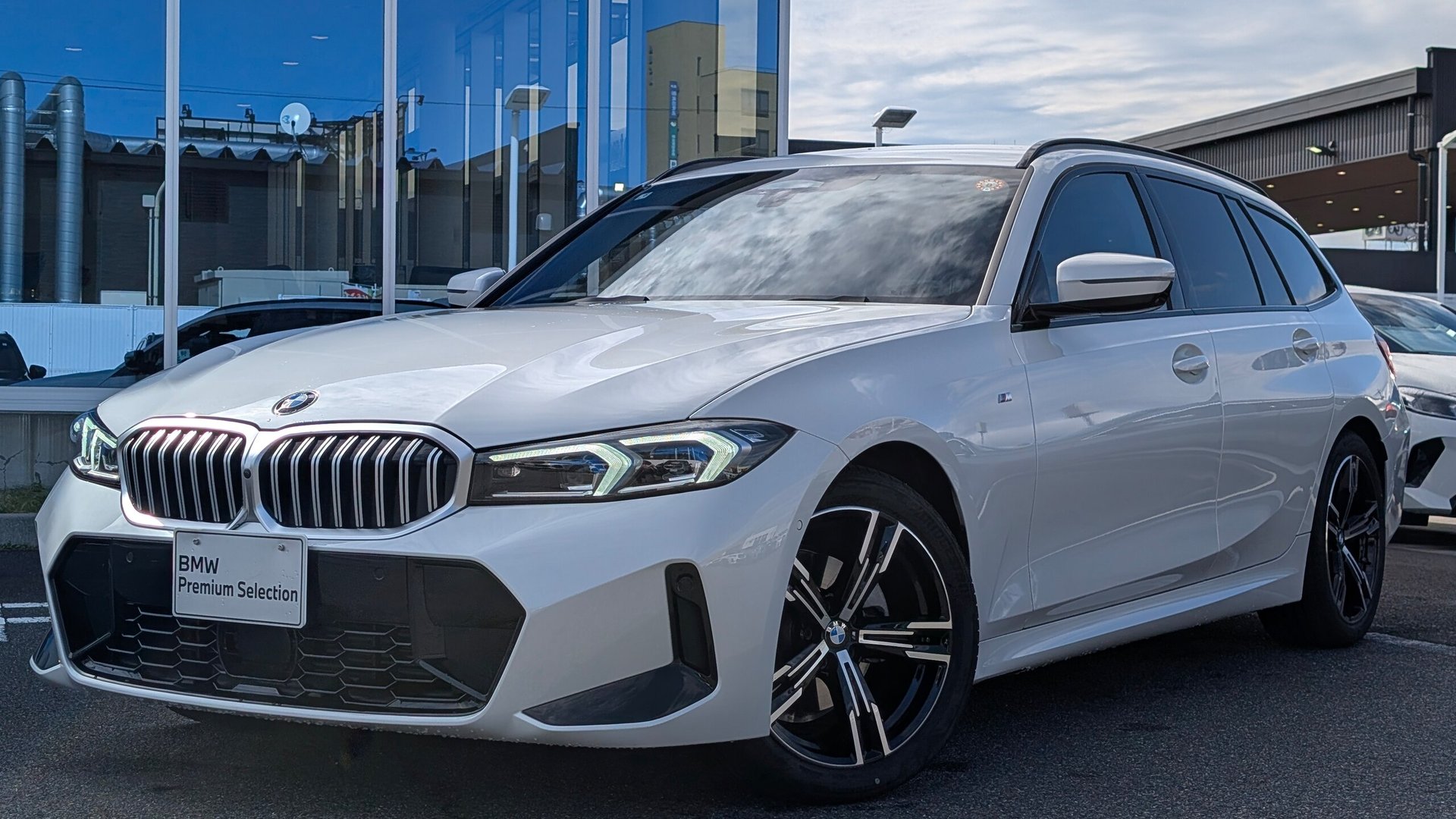 BMW 3 SERIES TOURING - View 1