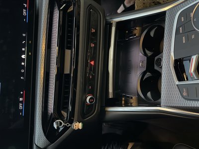 2026 BMW 3 SERIES photo 1