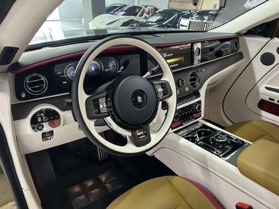 ROLLS-ROYCE SPECTRE - 3