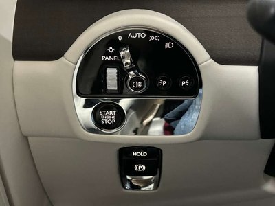 ROLLS-ROYCE SPECTRE - 10