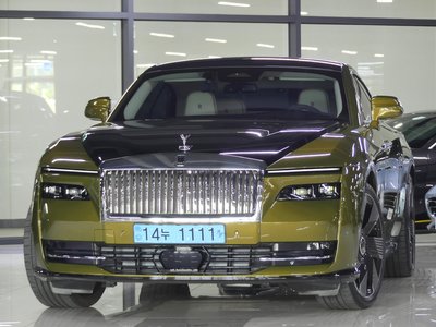 ROLLS-ROYCE SPECTRE - 1