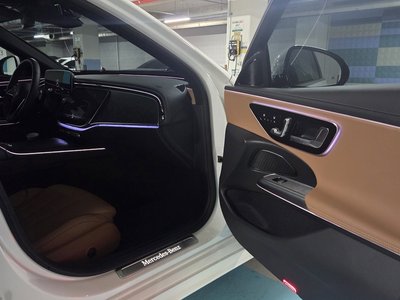 MERCEDES-BENZ E-CLASS - 9