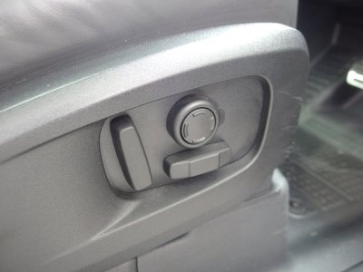 2023 LAND Rover DEFENDER 缩略图 25