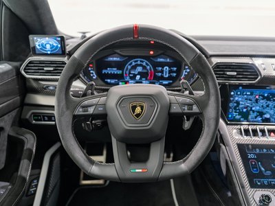 2025 Lamborghini URUS thumbnail 28