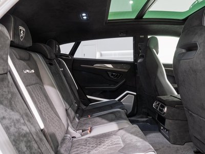 2025 Lamborghini URUS thumbnail 25