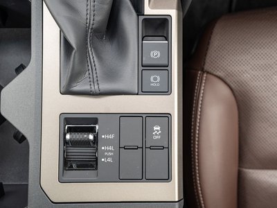 2024 Toyota LAND CRUISER 250 — миниатюра 29