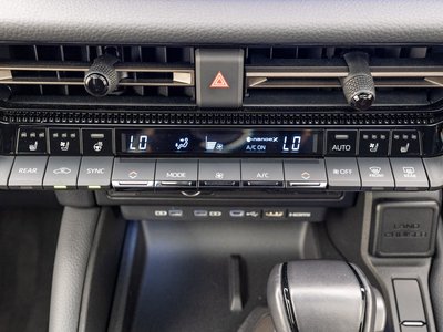 2024 Toyota LAND CRUISER 250 — миниатюра 27