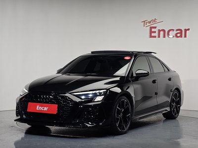 AUDI RS3