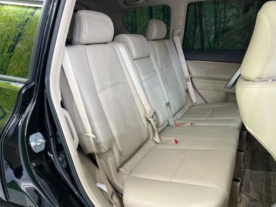 TOYOTA LAND CRUISER PRADO - 9