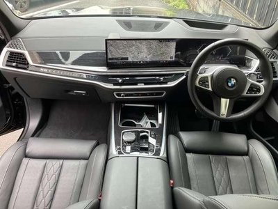 صورة 2 لـ 2025 BMW X5