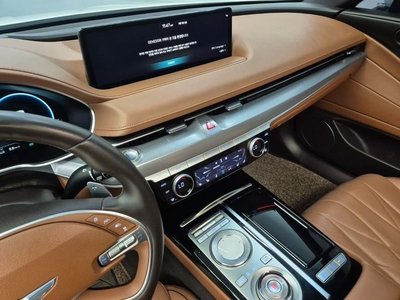 GENESIS G80 (RG3) - 10