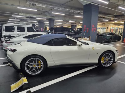 2024 Ferrari ROMA thumbnail 16
