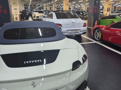 2024 Ferrari ROMA thumbnail 17