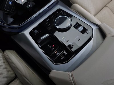 2025 BMW X3 — миниатюра 12