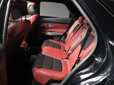 2021 Genesis GV70 — миниатюра 16