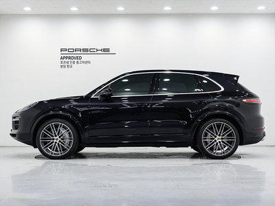 PORSCHE CAYENNE - 7