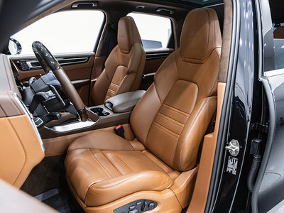 PORSCHE CAYENNE - 10