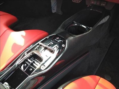 صورة مصغرة 14 لـ 2022 Ferrari SF90 STRADALE